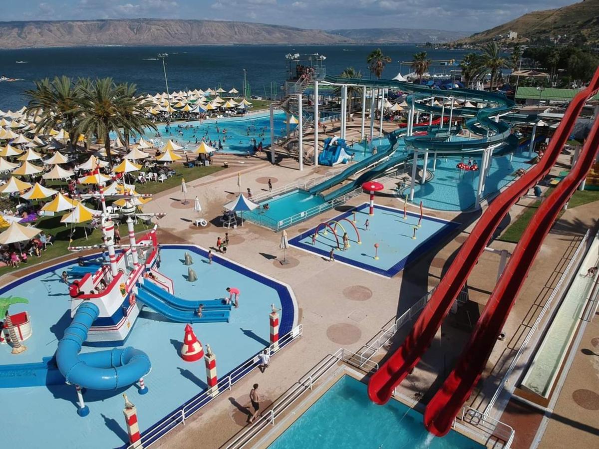 Gai Beach Hotel Tiberias Exterior photo